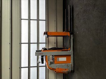 Used material handling equipment Still EK-X10 9 St&uuml;ck verf&uuml;gbar &mdash; Booster Lift