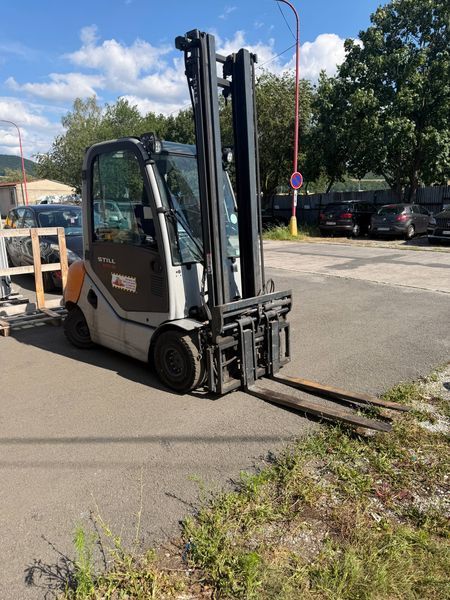 Used material handling equipment Still RX70-25 dsl/2995h/ 2014y &mdash; Booster Lift
