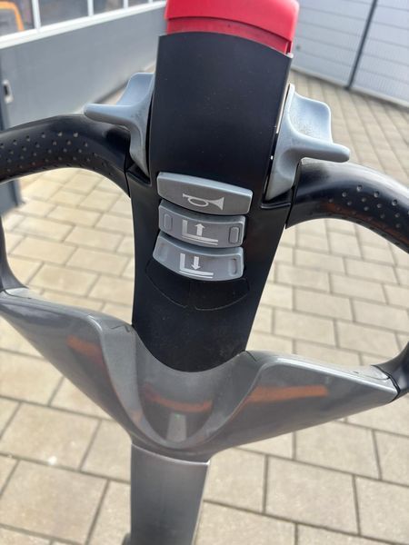 Použit&aacute; manipulačn&aacute; technika Still EXU20 Li-Ion &mdash; Booster Lift