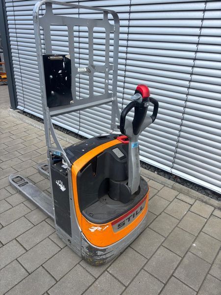 Použit&aacute; manipulačn&aacute; technika Still EXU20 Li-Ion &mdash; Booster Lift