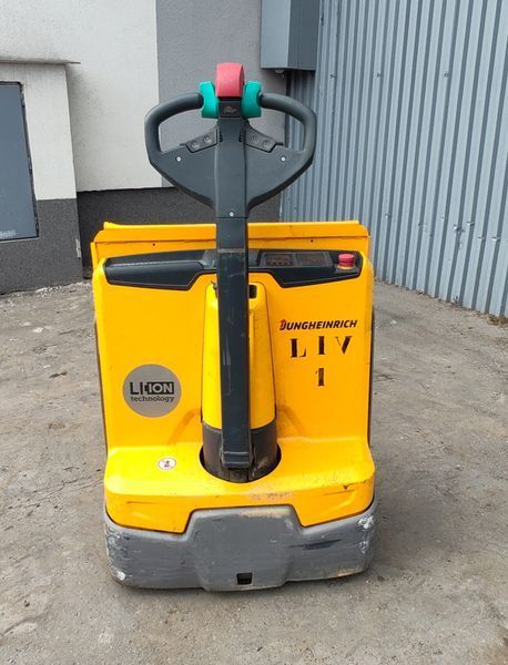 Used material handling equipment Jungheinrich EJE 116i Li-ion/ 2022y/ 1.6t/ 278kg (5pc) &mdash; Booster Lift