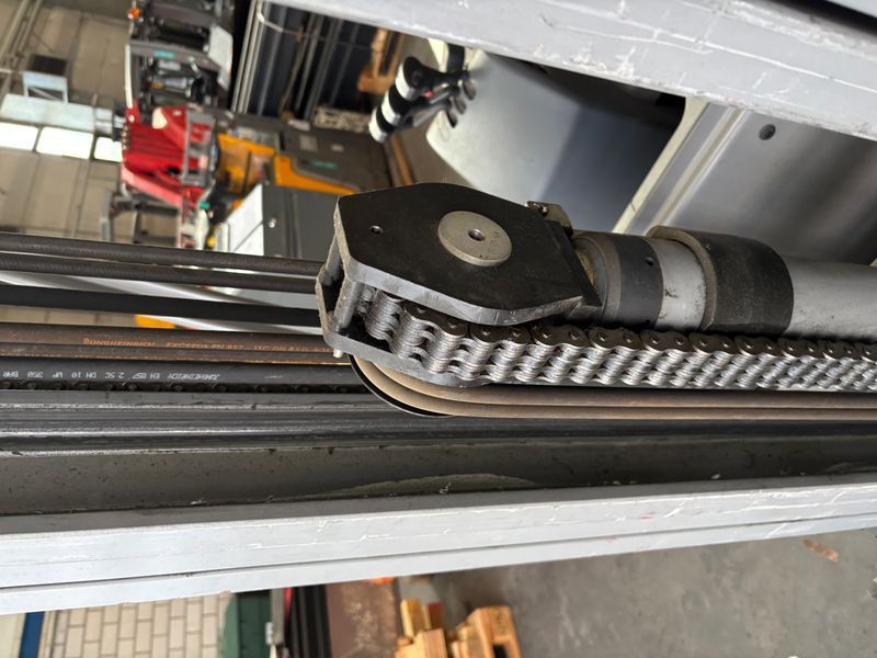 Použit&aacute; manipulačn&aacute; technika Jungheinrich EFG 115 &mdash; Booster Lift