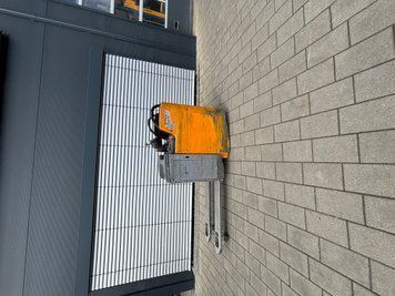 Použit&aacute; manipulačn&aacute; technika Still EXH-S20 &mdash; Booster Lift