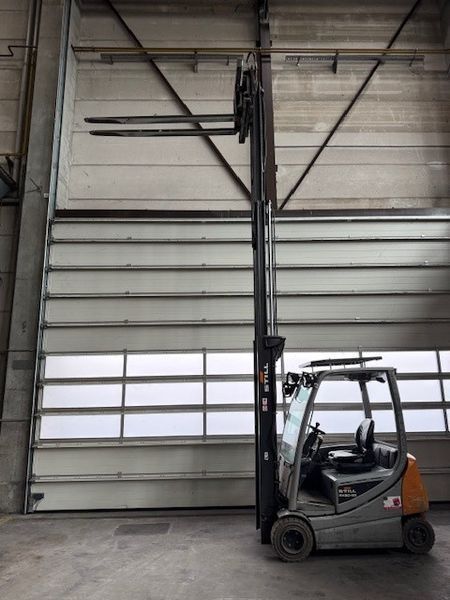 Used material handling equipment Still RX20-20P &mdash; Booster Lift