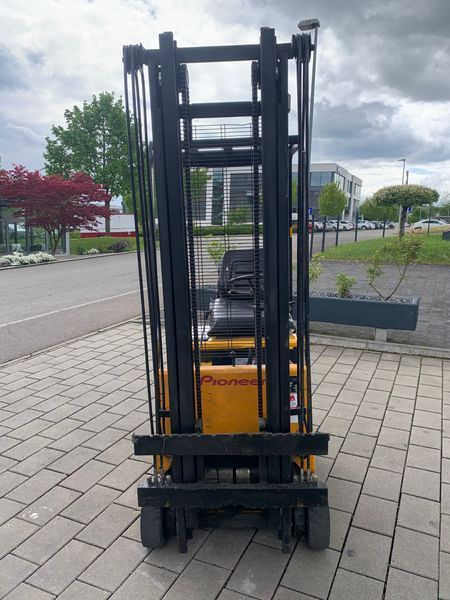 Used material handling equipment [div] Sonstige DEV1633T &mdash; Booster Lift
