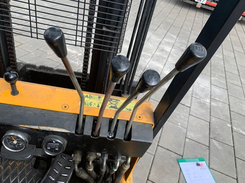 Used material handling equipment [div] Sonstige DEV1633T &mdash; Booster Lift