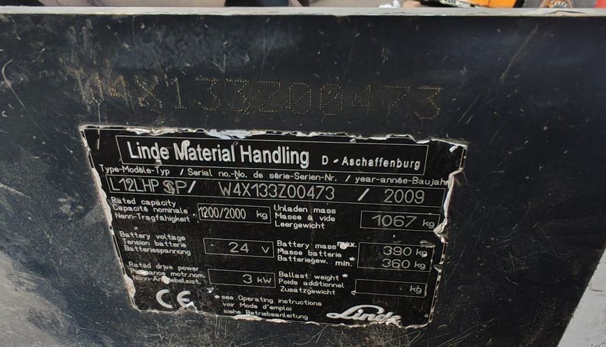 Použit&aacute; manipulačn&aacute; technika Linde L12LHP DEFECT &mdash; Booster Lift