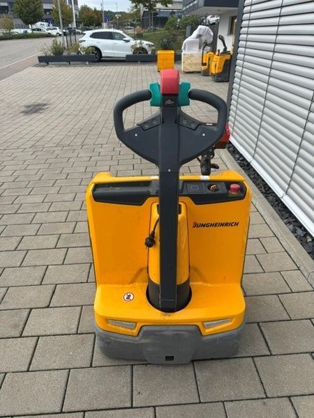 Used material handling equipment Jungheinrich EJE 116 mit Waage &mdash; Booster Lift