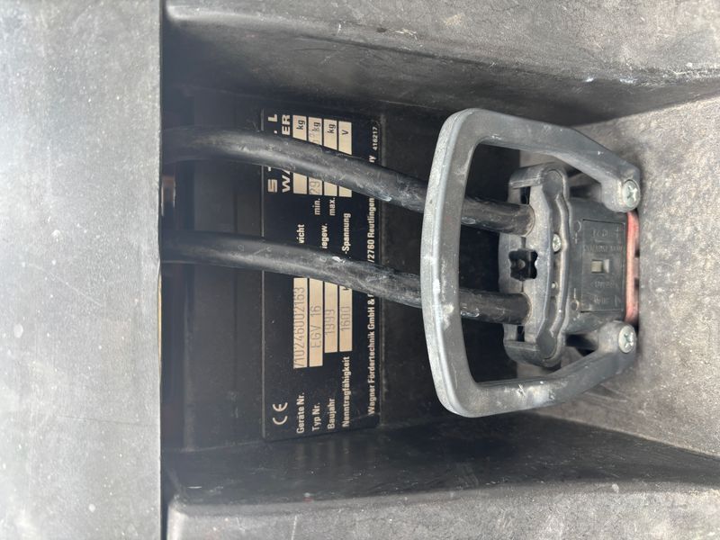 Použit&aacute; manipulačn&aacute; technika Still EGV 16 &mdash; Booster Lift