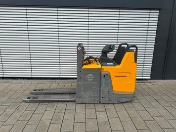 Used material handling equipment Jungheinrich ERD 220 Lithium &mdash; Booster Lift