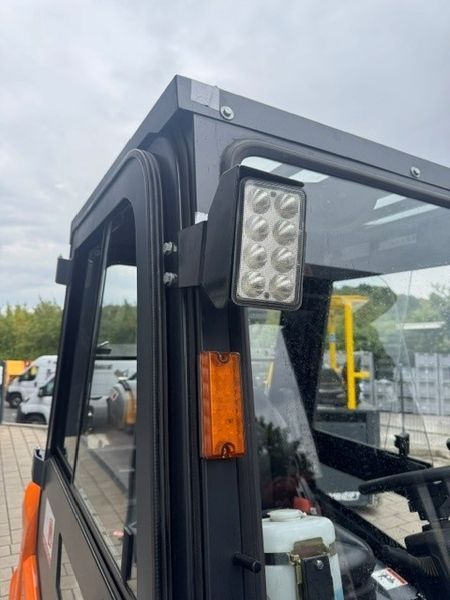 Použit&aacute; manipulačn&aacute; technika Doosan G30NXP &mdash; Booster Lift