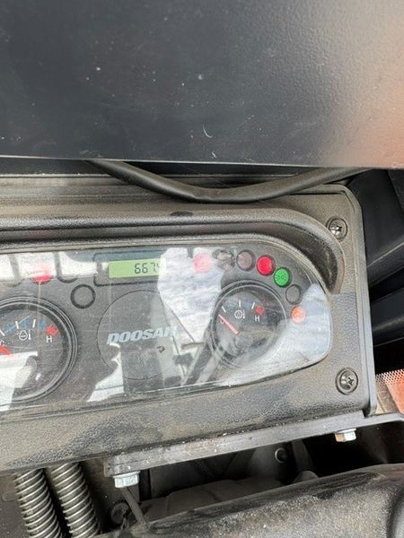 Použit&aacute; manipulačn&aacute; technika Doosan G30NXP &mdash; Booster Lift