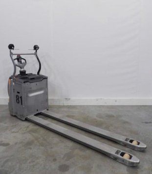 Used material handling equipment Still EXHSF20 &mdash; Booster Lift