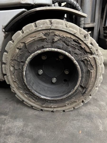 Použit&aacute; manipulačn&aacute; technika Still RX20-20 &mdash; Booster Lift
