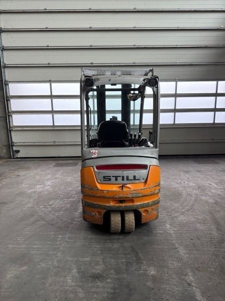 Použit&aacute; manipulačn&aacute; technika Still RX20-20 &mdash; Booster Lift