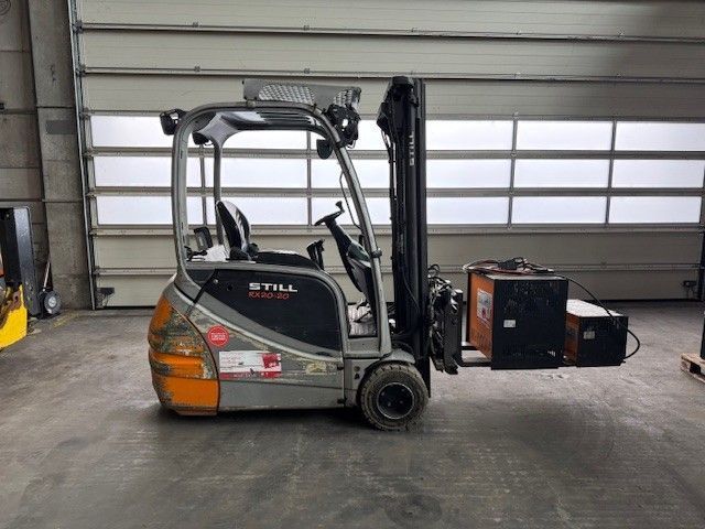 Použit&aacute; manipulačn&aacute; technika Still RX20-20 &mdash; Booster Lift