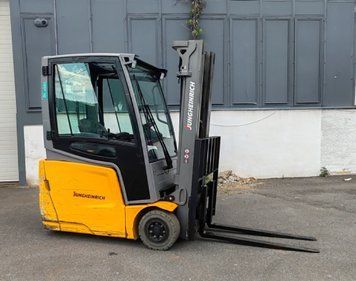 Used material handling equipment Jungheinrich EFG216k /2021y/ 4560mh RES MA &mdash; Booster Lift