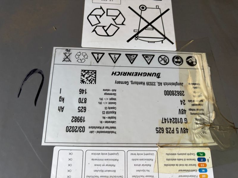 Použit&aacute; manipulačn&aacute; technika Jungheinrich EFG 220 &mdash; Booster Lift