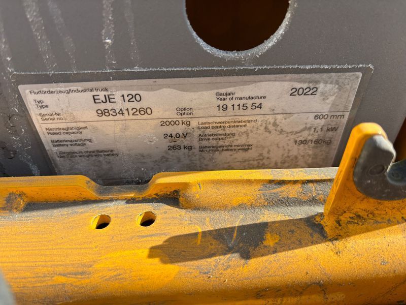 Used material handling equipment Jungheinrich EJE 120 &mdash; Booster Lift