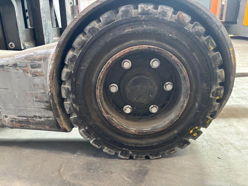 Used material handling equipment Jungheinrich ETV C16 &mdash; Booster Lift