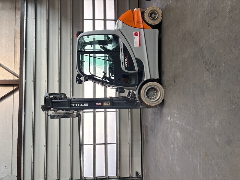 Použit&aacute; manipulačn&aacute; technika Still RX60-50/600 &mdash; Booster Lift