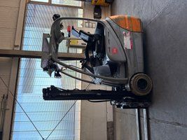 Used material handling equipment Still RX20-20 &mdash; Booster Lift
