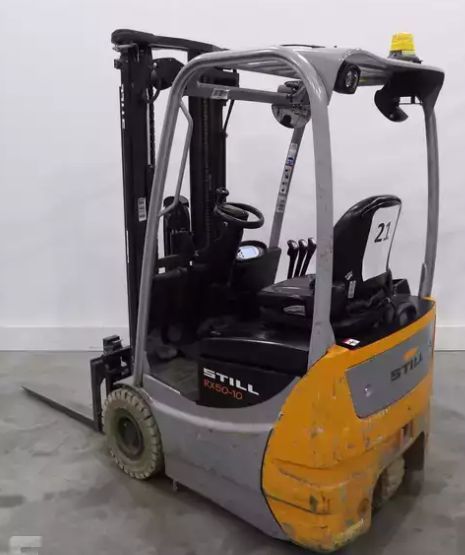 Použit&aacute; manipulačn&aacute; technika Still RX50-10C &mdash; Booster Lift