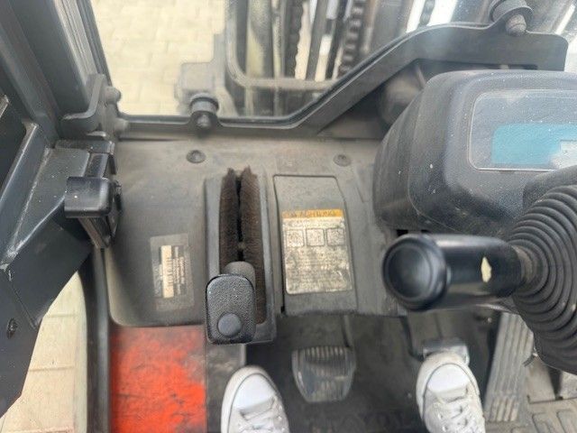 Použit&aacute; manipulačn&aacute; technika Toyota 02-7FGF30 &mdash; Booster Lift