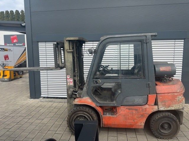 Použit&aacute; manipulačn&aacute; technika Toyota 02-7FGF30 &mdash; Booster Lift