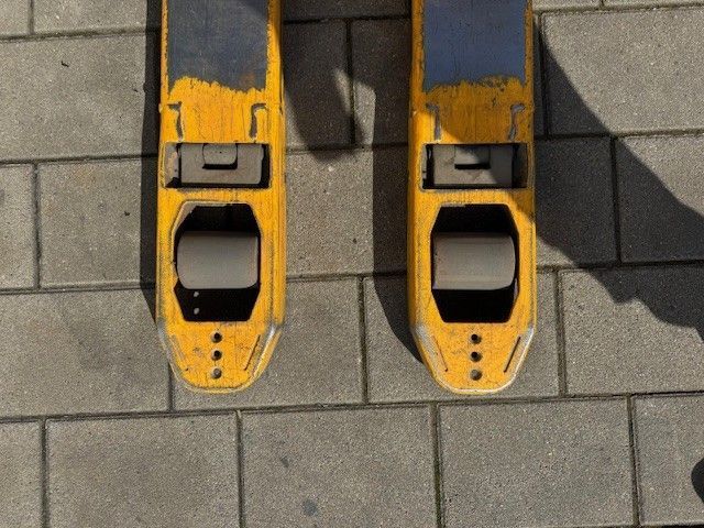 Použit&aacute; manipulačn&aacute; technika Jungheinrich EJE 116 &mdash; Booster Lift