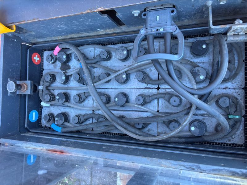 Použit&aacute; manipulačn&aacute; technika Jungheinrich ERD 220 &mdash; Booster Lift