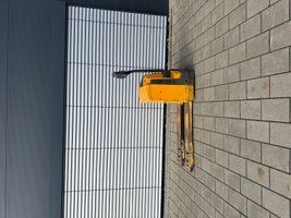 Used material handling equipment Jungheinrich EJE 118 &mdash; Booster Lift