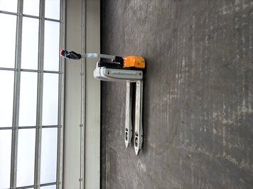 Used material handling equipment Still ECH 15 &mdash; Booster Lift