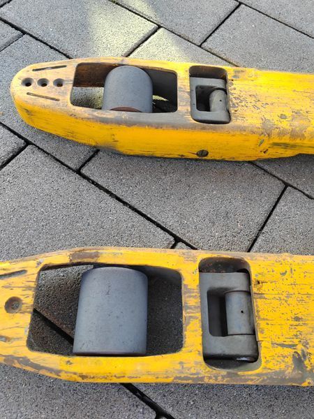 Used material handling equipment Jungheinrich EJE C20 &mdash; Booster Lift