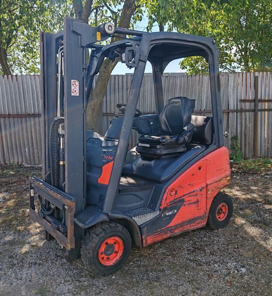 Used material handling equipment Linde H14T-01 &mdash; Booster Lift