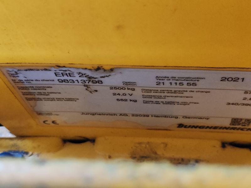 Used material handling equipment Jungheinrich ERE 225 2021y/ 3285mh &mdash; Booster Lift
