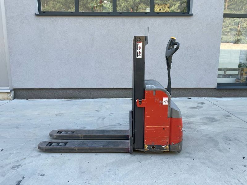 Použit&aacute; manipulačn&aacute; technika Lafis PSL40046/02 &mdash; Booster Lift