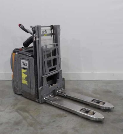 Used material handling equipment Still EXDSF20 &mdash; Booster Lift