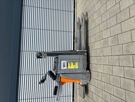 Used material handling equipment Still EXDSF20 &mdash; Booster Lift