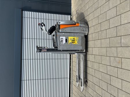Used material handling equipment Still EXDSF20 &mdash; Booster Lift