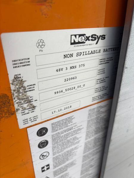 Used material handling equipment Still FM-X10 &mdash; Booster Lift