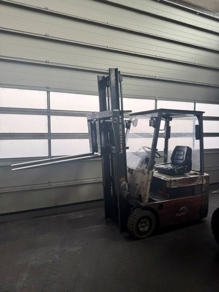 Použit&aacute; manipulačn&aacute; technika Nissan N01L18U &mdash; Booster Lift