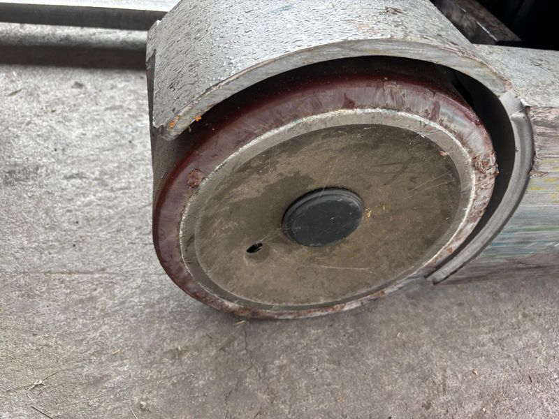 Used material handling equipment Still FM-X10 &mdash; Booster Lift