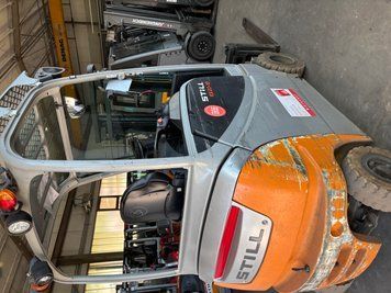 Použit&aacute; manipulačn&aacute; technika Still RX20-18PH &mdash; Booster Lift