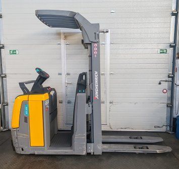 Použit&aacute; manipulačn&aacute; technika Jungheinrich ECC 210 3.2m/ 1031mh/ 2022y &mdash; Booster Lift