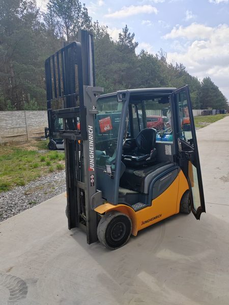 Použit&aacute; manipulačn&aacute; technika Jungheinrich TFG316s LPG/ 3.3m/ 2018y/ 9151mh &mdash; Booster Lift