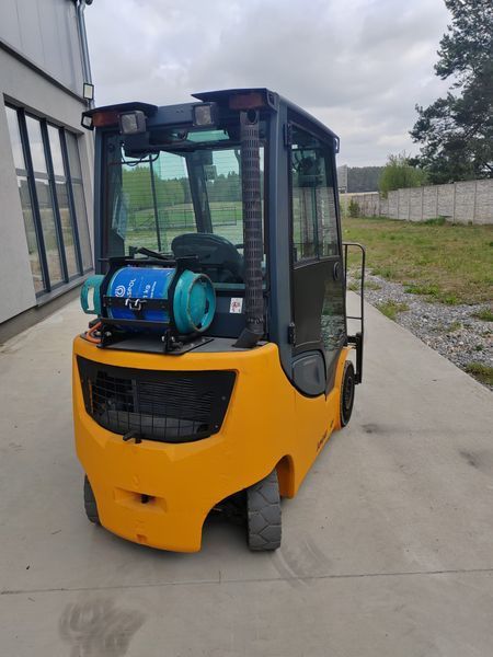 Použit&aacute; manipulačn&aacute; technika Jungheinrich TFG316s LPG/ 3.3m/ 2018y/ 9151mh &mdash; Booster Lift