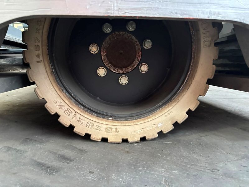Used material handling equipment Still FMX20SE &mdash; Booster Lift