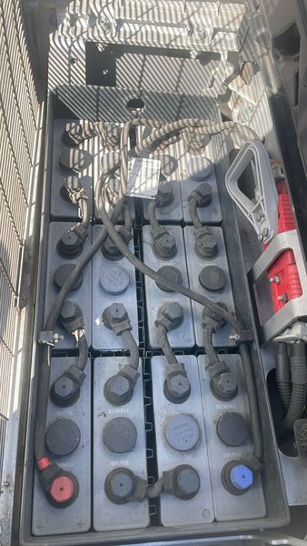 Used material handling equipment Still EXV-SF16 &mdash; Booster Lift