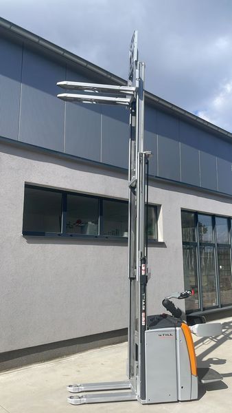 Used material handling equipment Still EXV-SF16 &mdash; Booster Lift